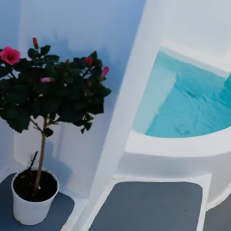 Villa Dharma Traditional Cavehouse * Akrotiri (Santorini)